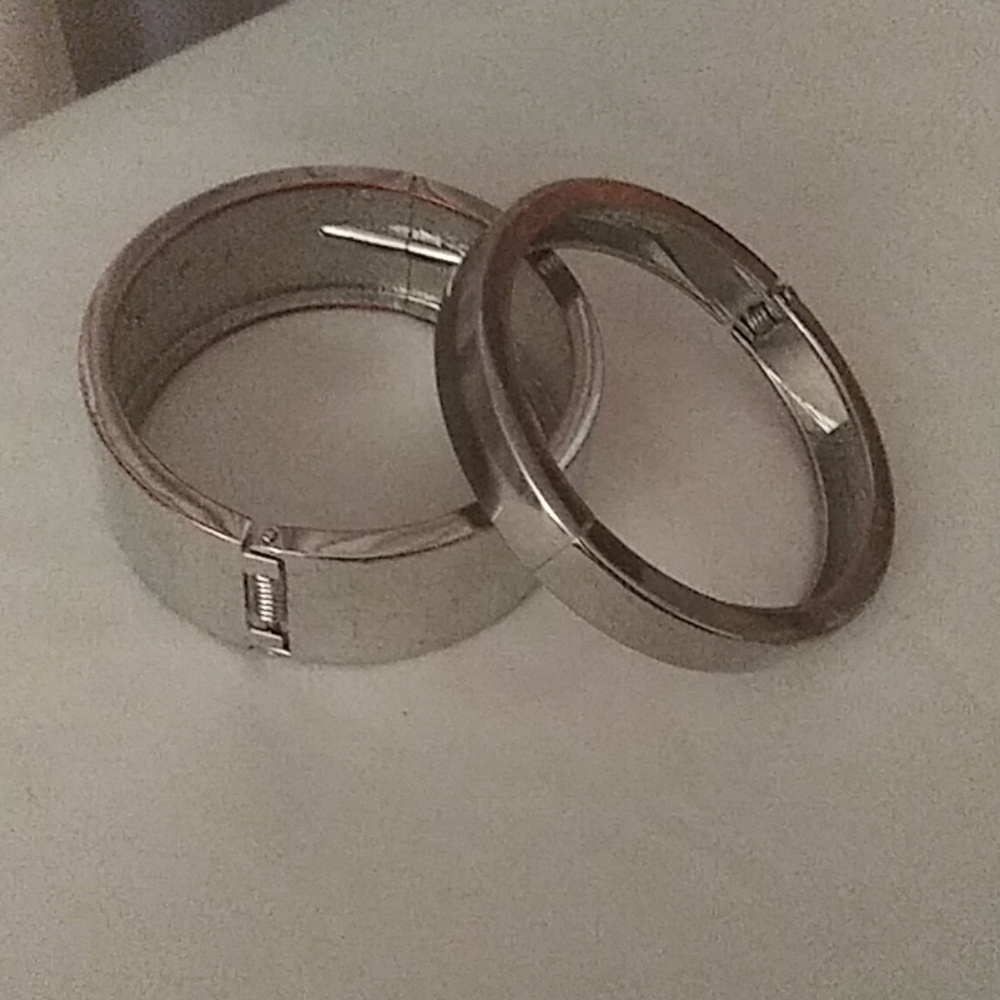 Bracelet - Picture 3 of 3